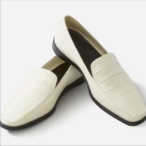 Everlane The 90’s Loafer Square Top Stacked Heel Crocodile Embossed Bone White